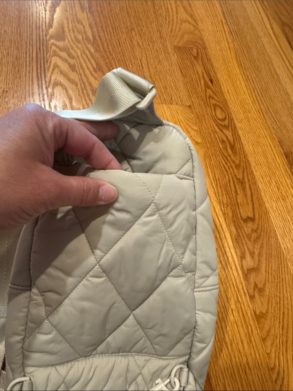 Vera Bradley Quilted Crossbody Sling Bag - Picture 6 of 8